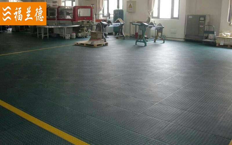 走叉車地面用哪種地板好？廠房車間地面用水磨地好嗎？